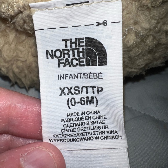 The North Face Little Bear Winter Hat - Picture 7 of 8